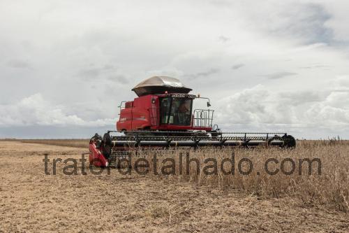 Case IH 4150 ficha tecnica